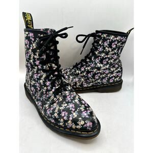 RARE Vintage DrMartens 1460 pascal floral Lottie purple pointed toe boots US 9